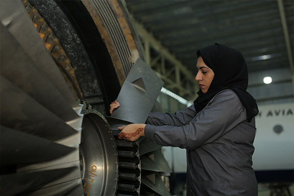 Aircraft engines in the engine workshop